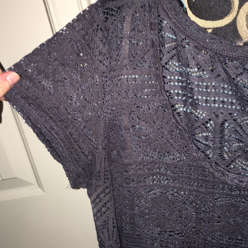 flowy shirt - Picture 2 of 2